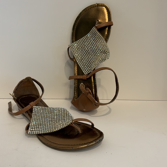 Fergie Flats - Picture 2 of 2